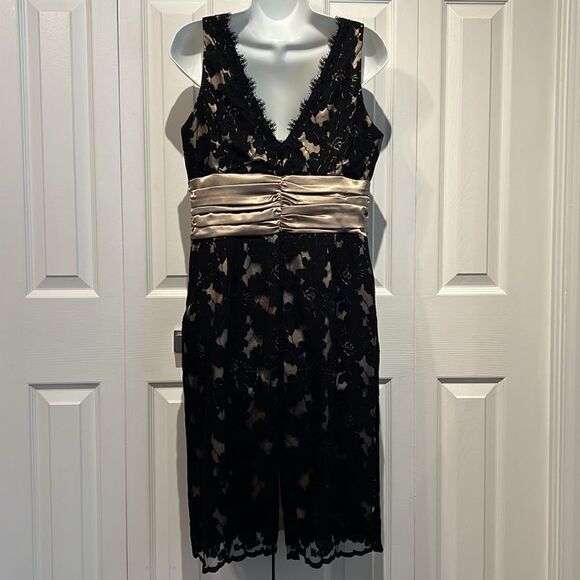 Joseph Ribkoff Black/Gold Lace‎ Sleeveless Moire Waist Midi Dress Size 10 - Picture 8 of 16